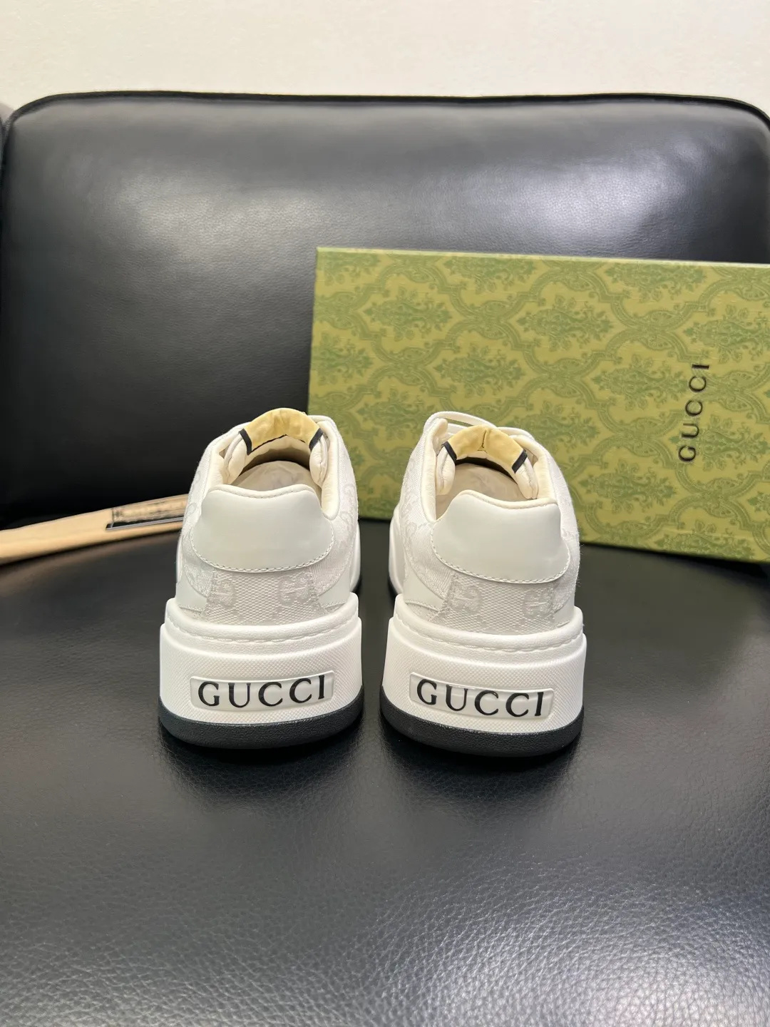 Men's shoes 💰840 Gucci high quality top crafts Gucci counter new original factory configuration, imported cowhide fabric from Italy, imported cowhide lining, breathable and comfortable, sole: original factory special supply original sole super comfortable, original factory and single goods, welcome to compare, code number 38-44 (customized 45 46)